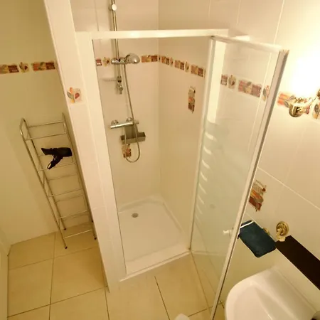 O Trois Oliviers Bed & Breakfast Louin Exterior photo